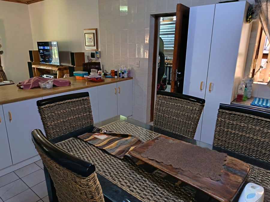 2 Bedroom Property for Sale in Noorsekloof Eastern Cape